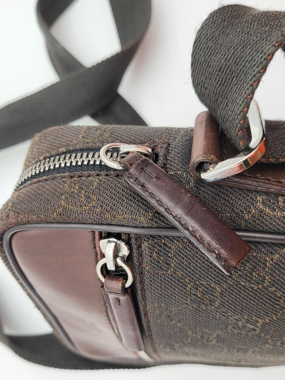 Gucci GG Canvas Monogram Chocolate Crossbody Bag, Authentic...(Unisex)